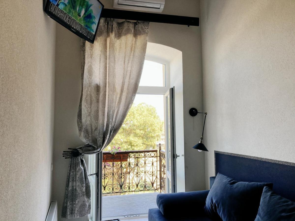 Studio de 19 m² en Appartement avec 1 salle Odessa Extérieur photo